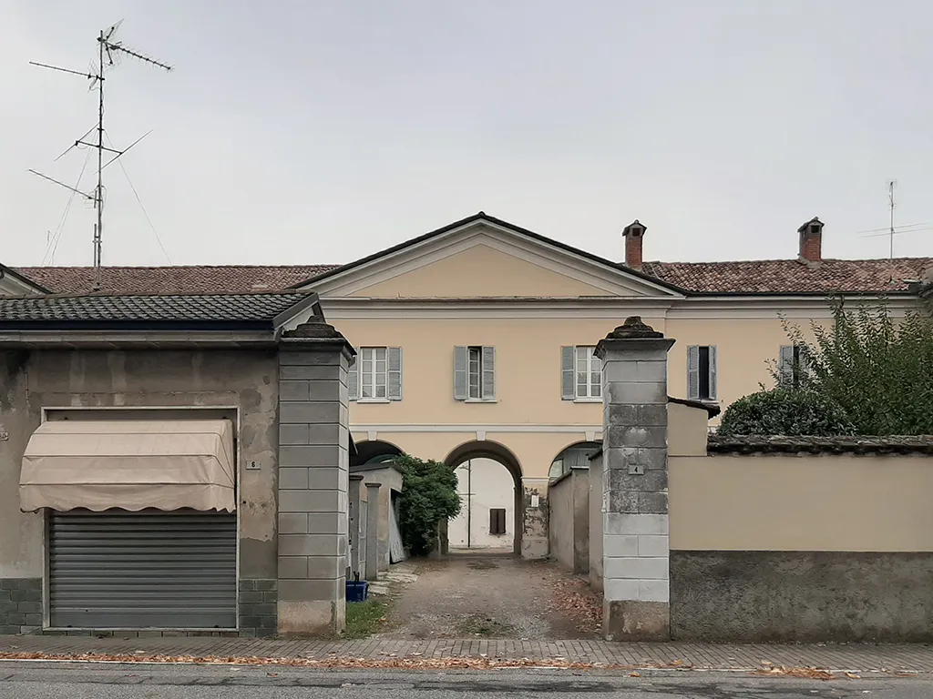 Photo showing: Il palazzo Maggi Pizzagalli a Vidardo, frazione del comune di Castiraga Vidardo.