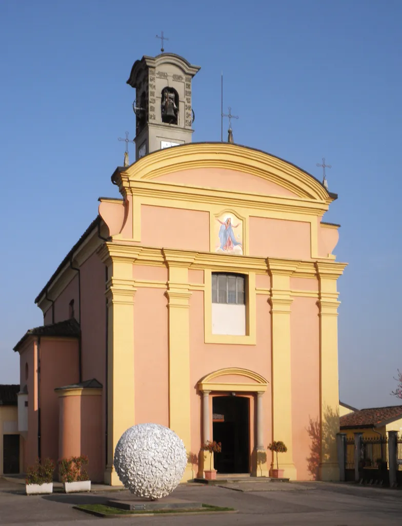 Photo showing: La chiesa parrocchiale dell'Assunzione della Beata Vergine Maria a Turano Lodigiano.