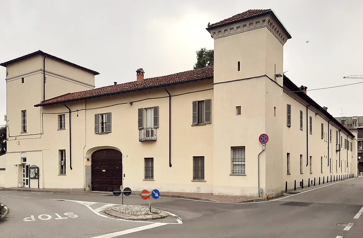 Photo showing: Salerano sul Lambro, il castello.