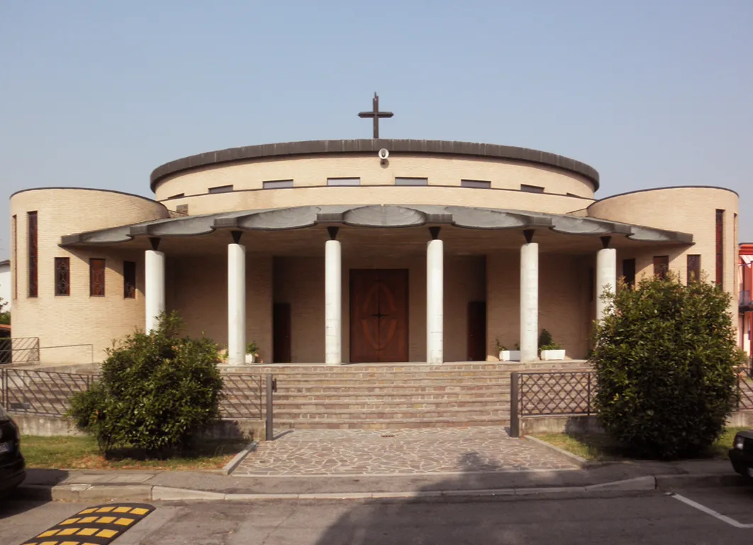 Photo showing: La chiesa parrocchiale di Sordio, dedicata a San Bartolomeo Apostolo.