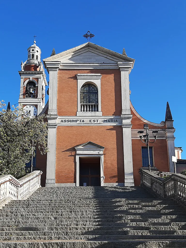 Photo showing: Castiglione d’Adda, la chiesa parrocchiale dell’Assunzione della Beata Vergine Maria.
