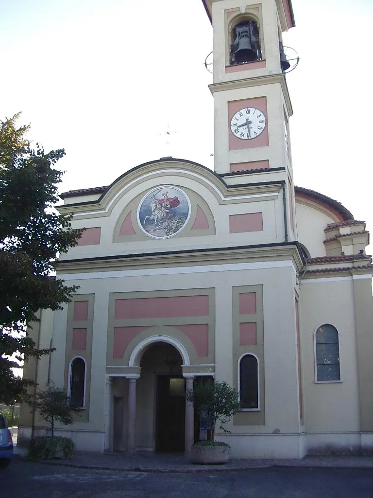 Photo showing: La chiesa parrocchiale di San Giorgio, nel centro storico (Dresano vecchio) di Dresano.