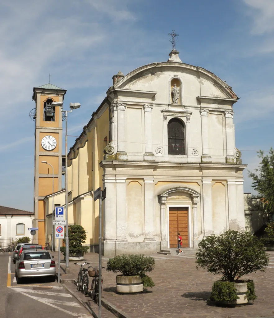 Photo showing: La chiesa parrocchiale di Sant'Andrea Apostolo a Crespiatica
