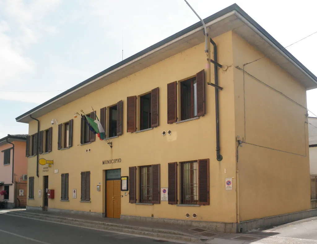 Photo showing: Il municipio di Crespiatica