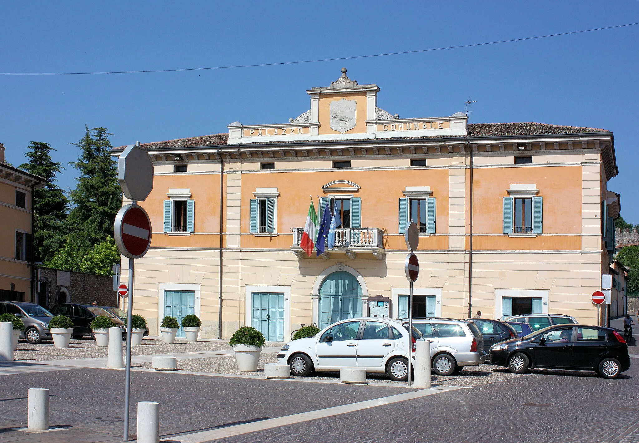 Photo showing: Monzambano, the town hall