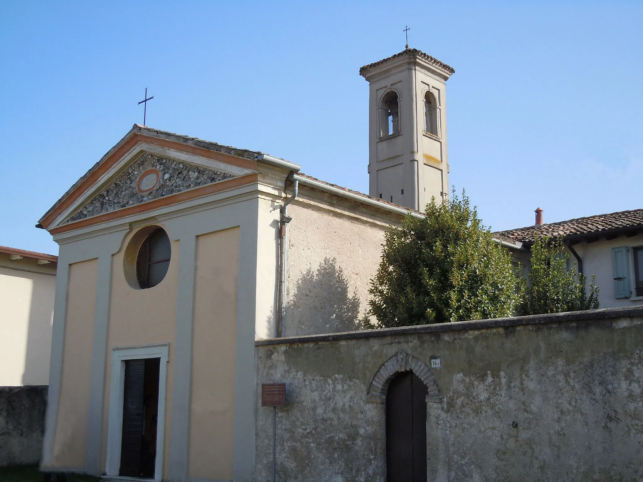 Photo showing: Castiglione delle Stiviere: chiesa della Palazzina (o di Palazzina), indicativo del rione Palazzina, dedicata alla Beata Vergine della Visitazione.