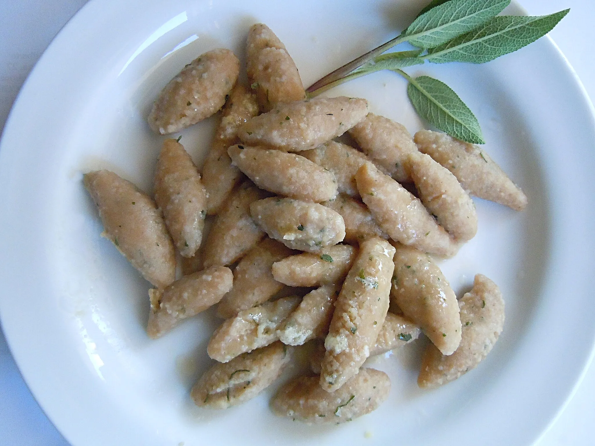 Photo showing: Capunsei, piatto tipico della cucina mantovana.