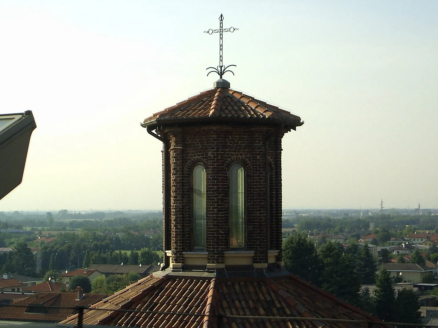 Photo showing: Lanterna della cupola della chiesa parrocchiale di San Martino (Inveruno).