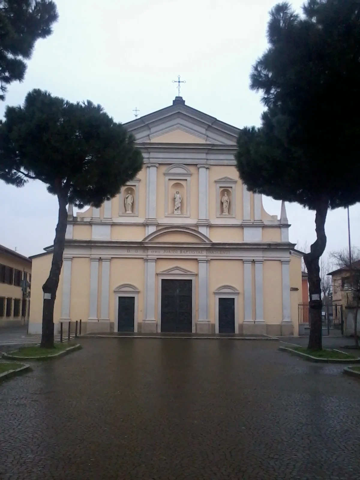 Photo showing: La chiesa parrocchiale di Cisliano (MI) - Italy