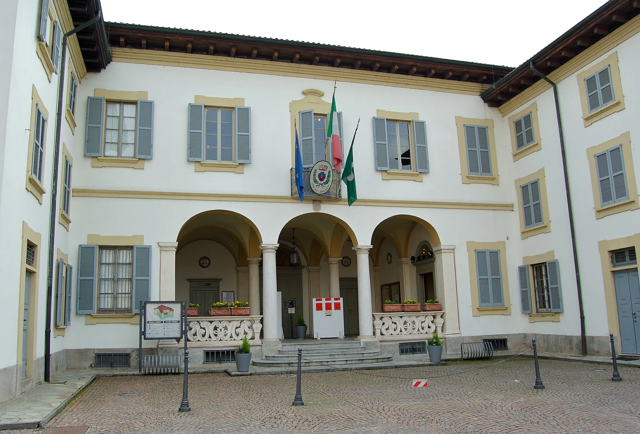 Photo showing: Palazzo Rezzonico di Barlassina, sede del municipio (MB)
