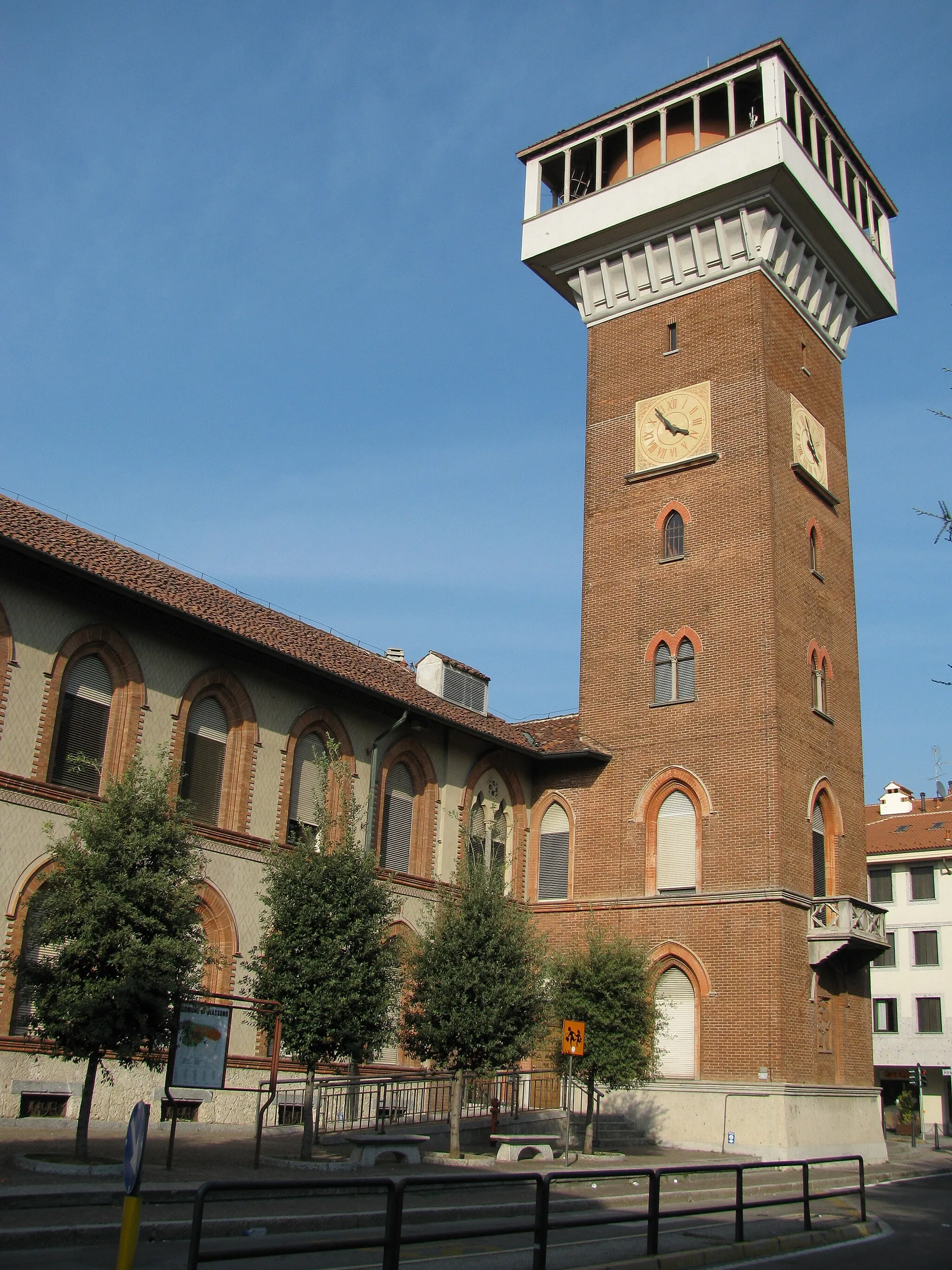 Photo showing: Torre dell'acquedotto (Biassono - MI)