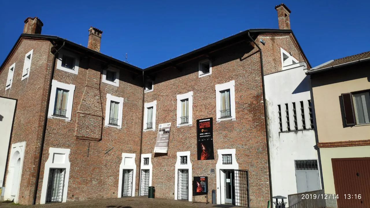 Photo showing: Cascina Roma a San Donato Milanese ( dicembre 2019)