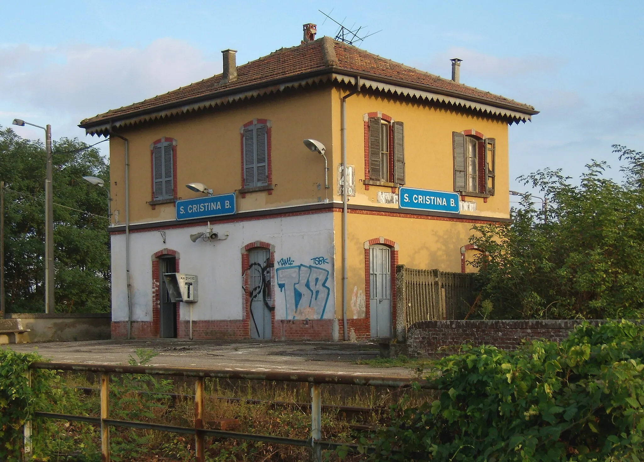 Photo showing: Railway station in Santa Cristina e Bissone (PV), Italy