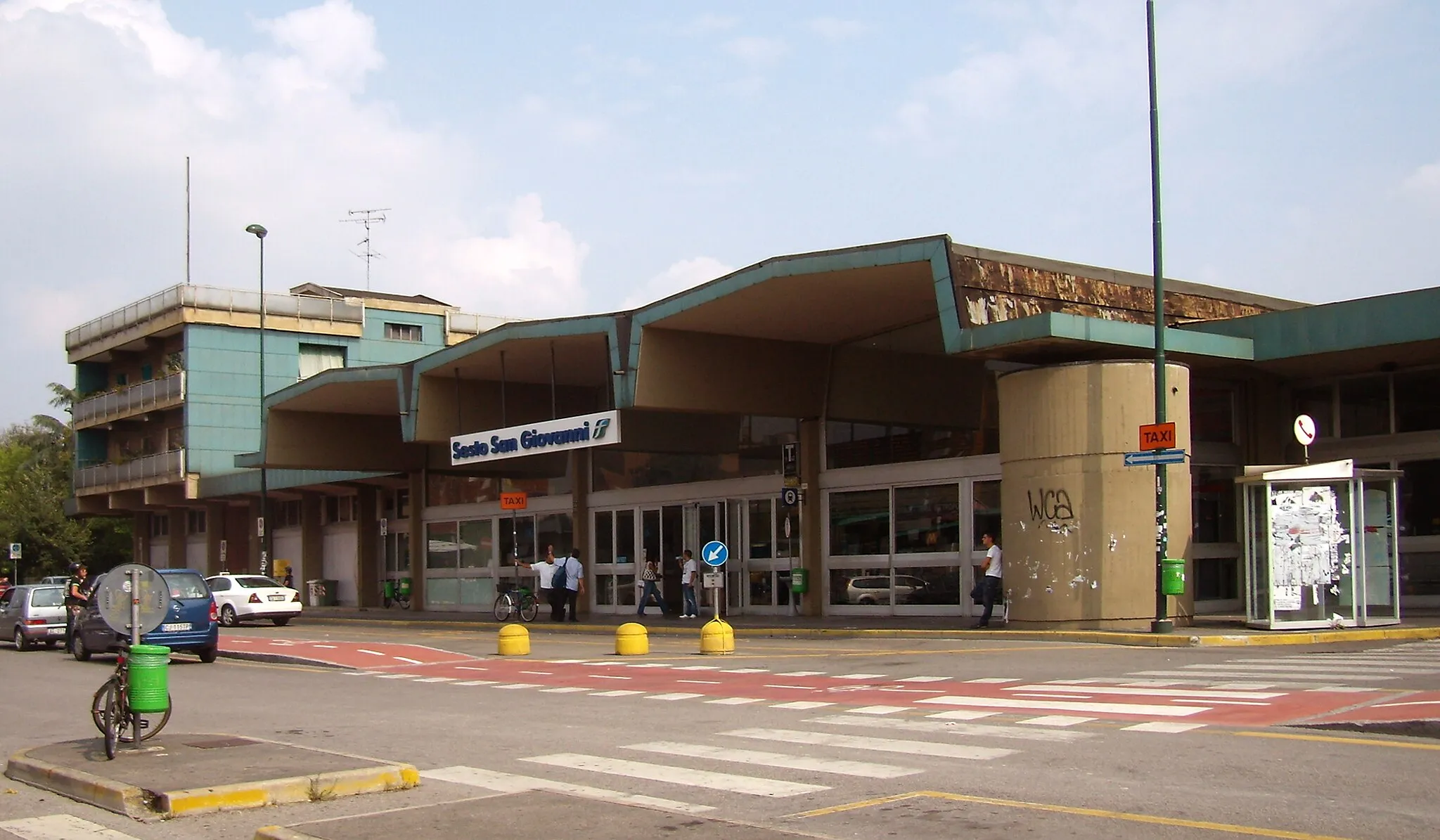 Photo showing: Sesto San Giovanni railway station