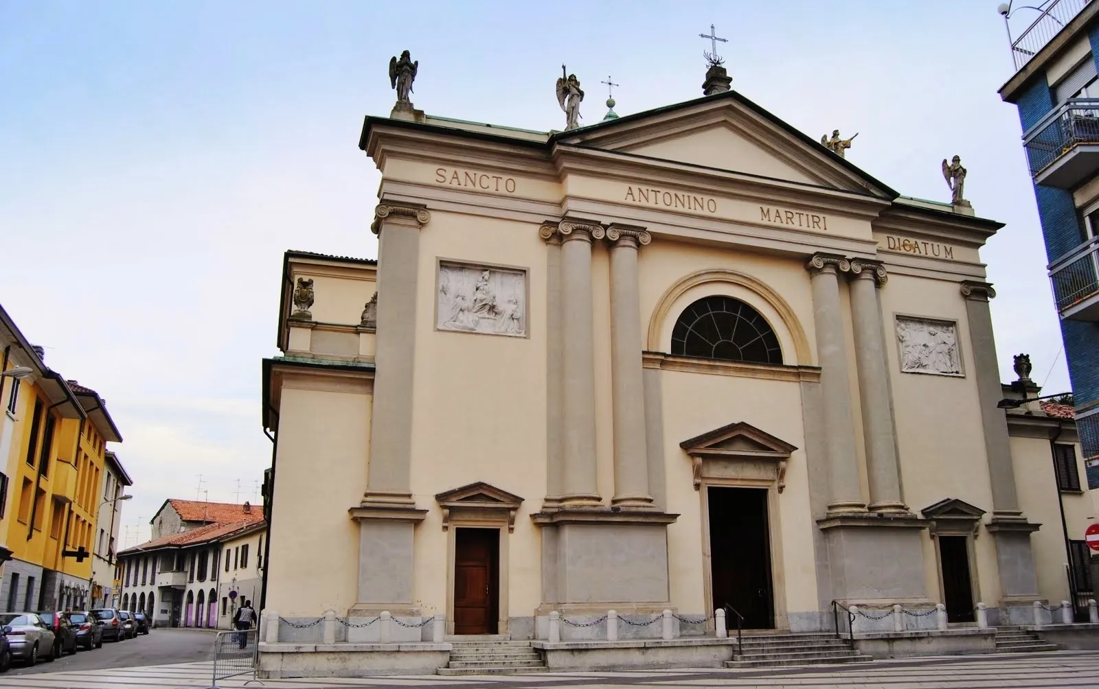 Photo showing: NOVA MILANESE chiesa san antonino martire