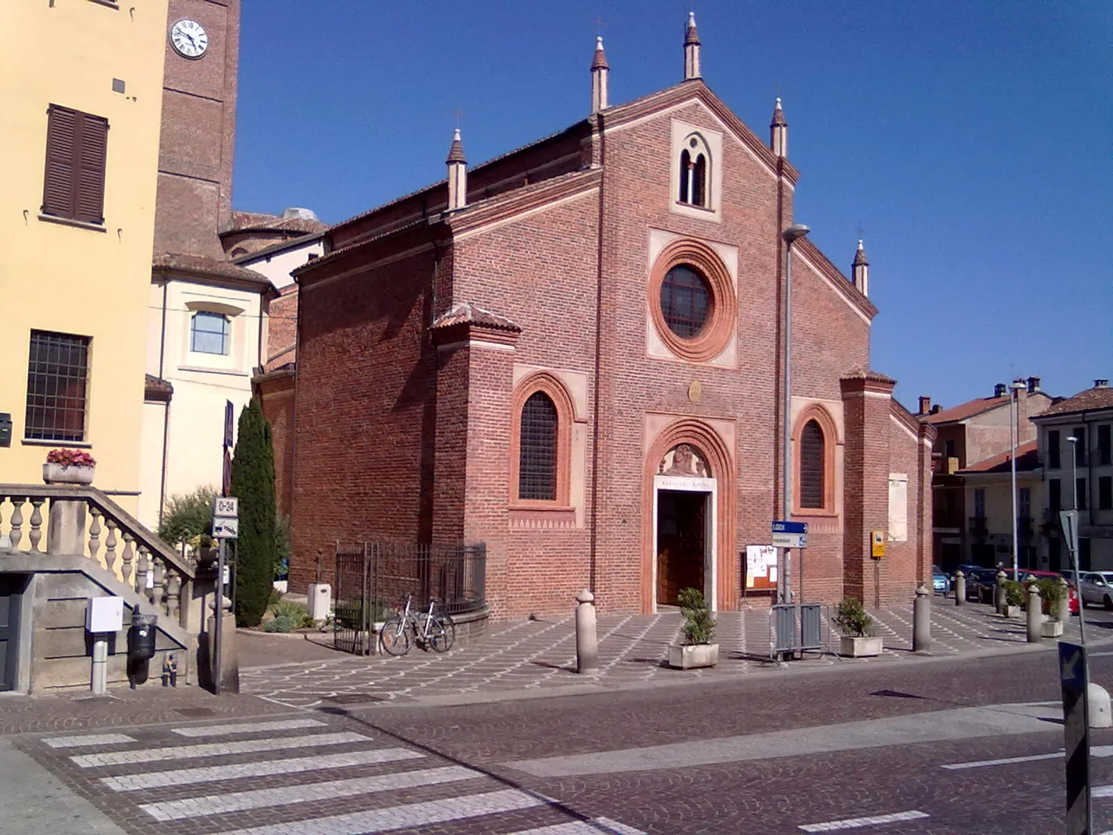 Photo showing: Basilica di San Giovanni Battista, Melegnano (MI)