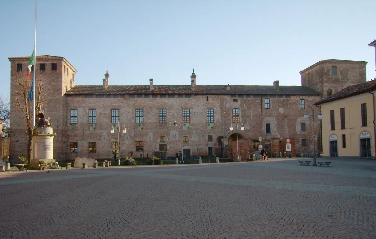 Photo showing: Il castello visconteo di Melegnano