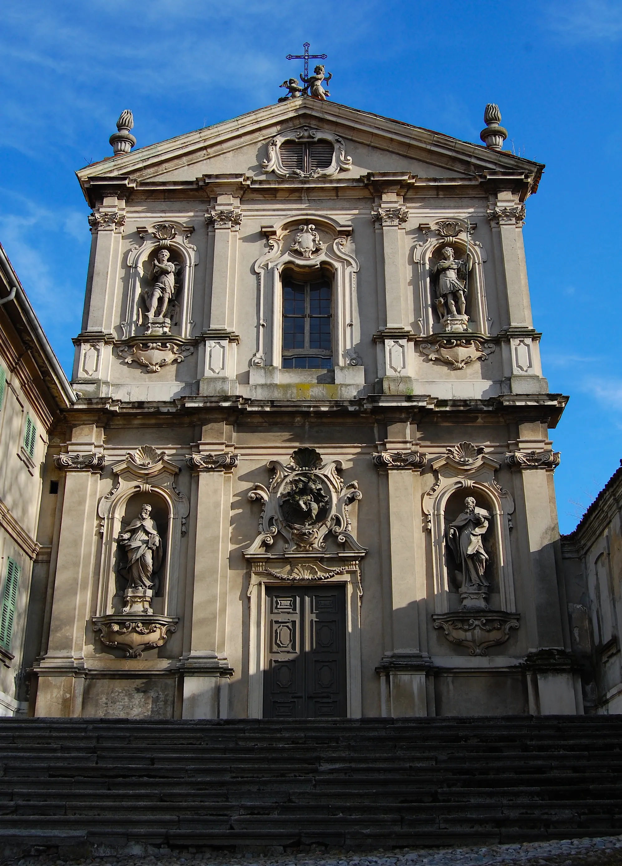 Photo showing: Facciata della chiesa di San Vittore a Meda (MB)