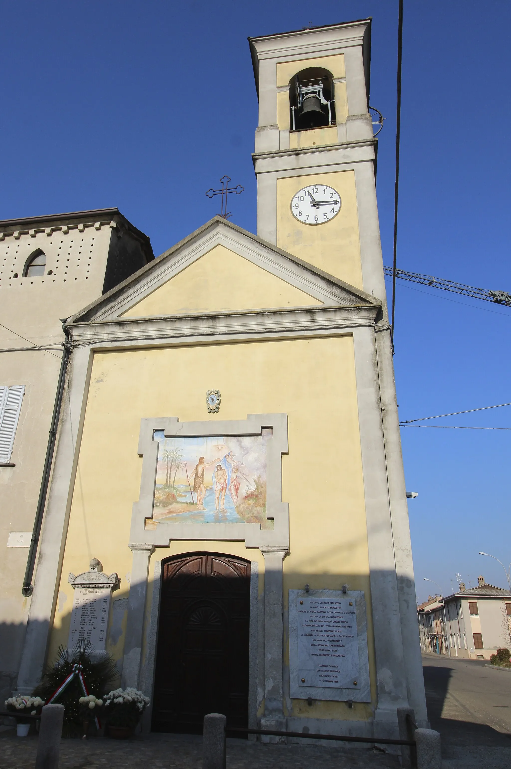 Photo showing: Church San Giovanni Battista, Bastida de' Dossi, Cornale e Bastida, Province of Pavia, Lombardy, Italy