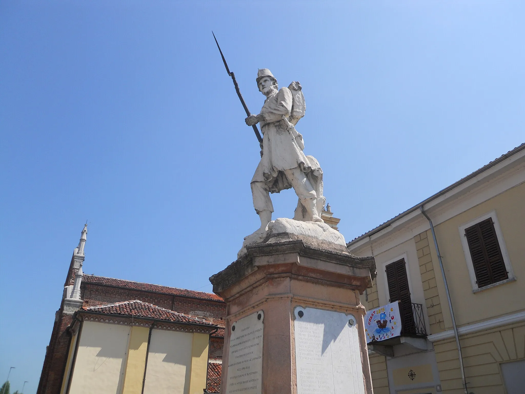 Photo showing: Monumento ai soldati Zuavi nel centro di Palestro