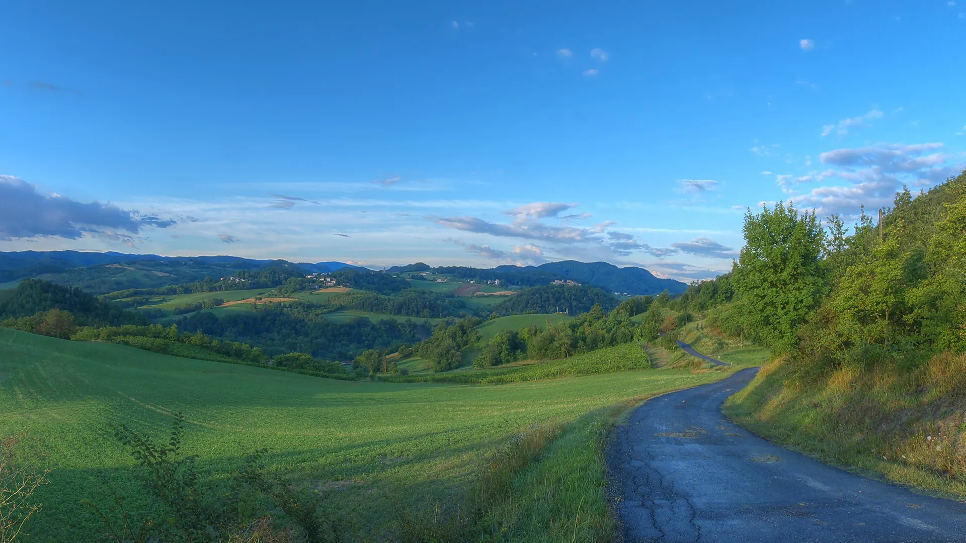 Photo showing: Il sereno dopo la pioggia: vista su Montesegale