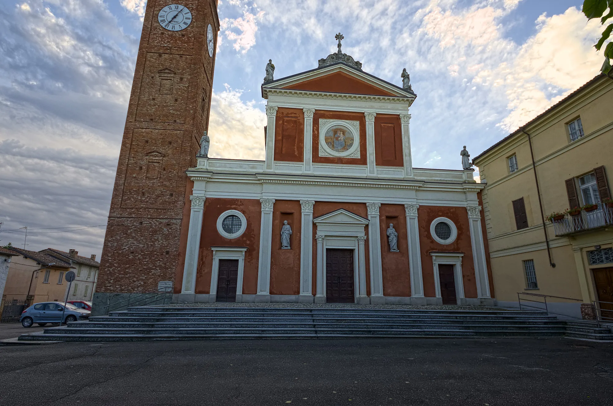 Photo showing: Facciata della chiesa