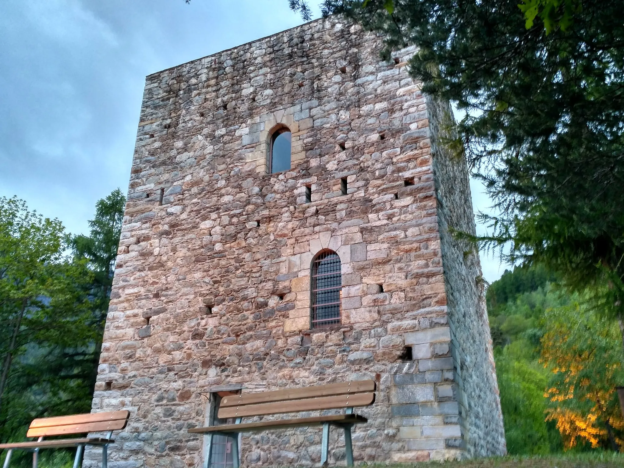 Photo showing: Torre di Roncisvalle a Castionetto di Chiuro Sondrio Italia