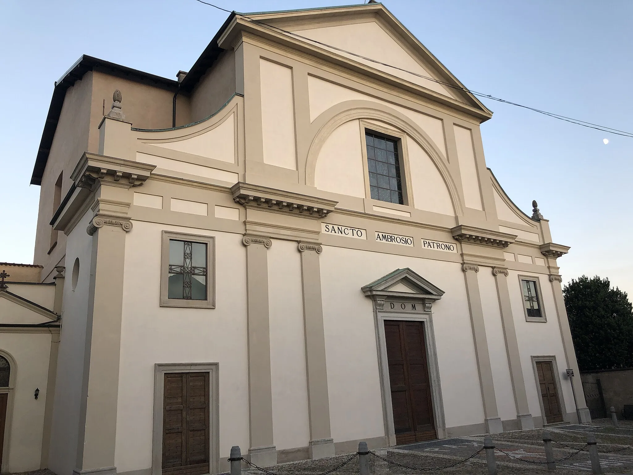 Photo showing: Sant'Ambrogio (Morazzone)