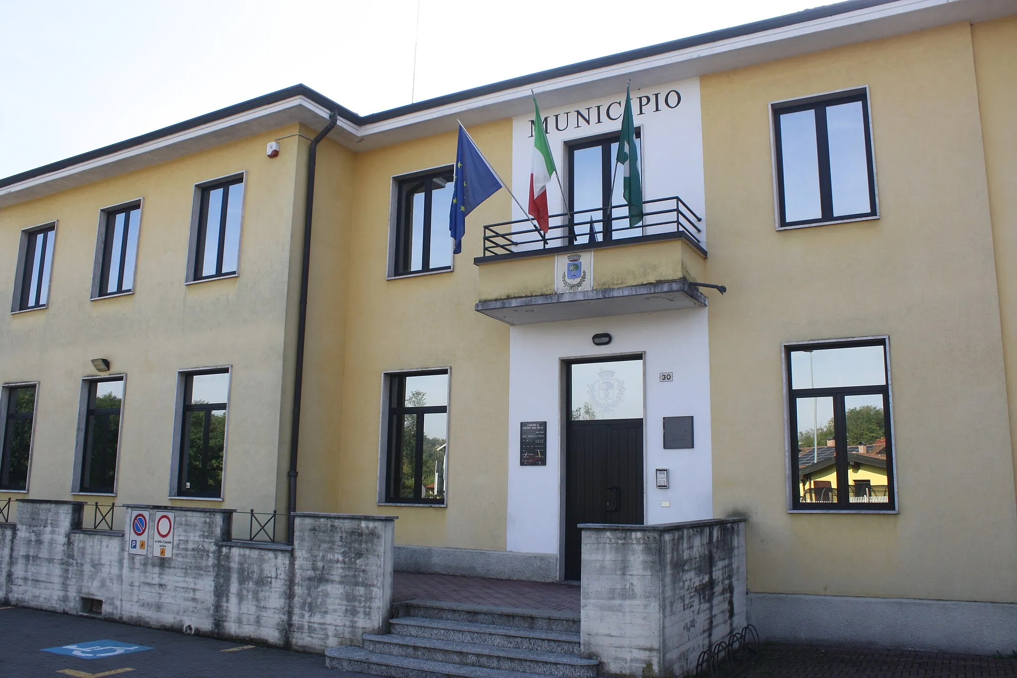 Photo showing: Il palazzo comunale di Crosio della Valle, in provincia di Varese.