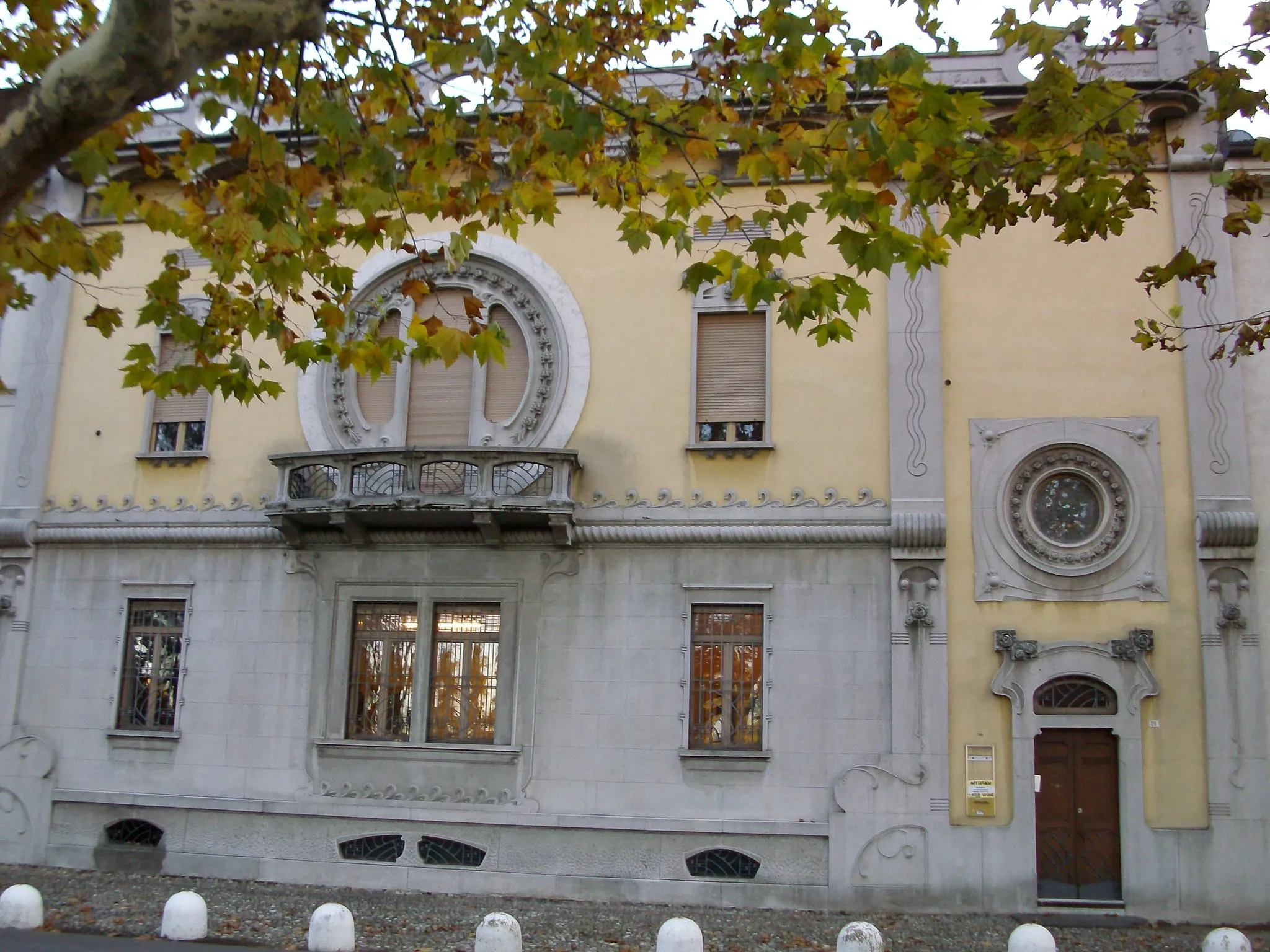 Photo showing: La facciata su Baluardo Quintino Sella