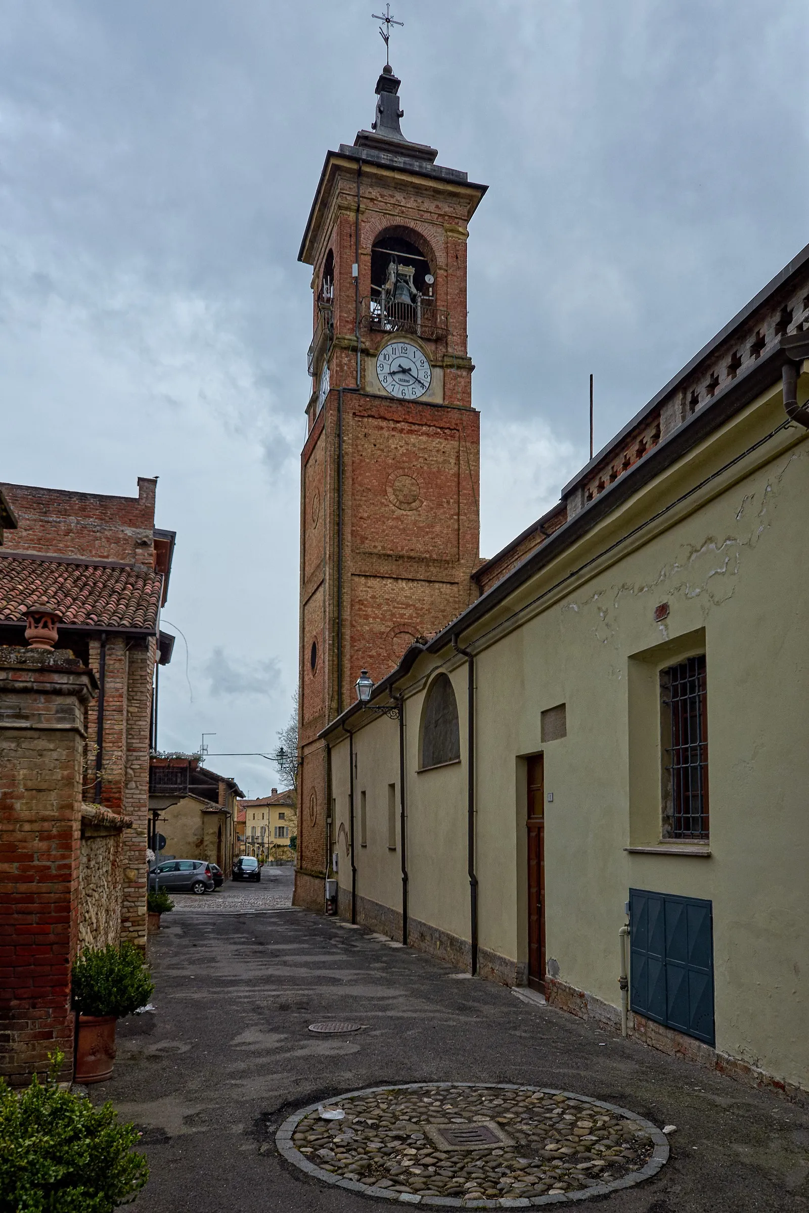 Photo showing: Campanile della chiesa