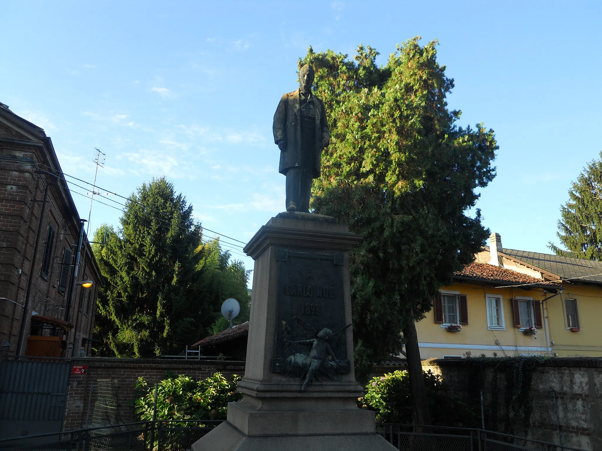 Photo showing: Monumento a Carlo Noè a Chivasso