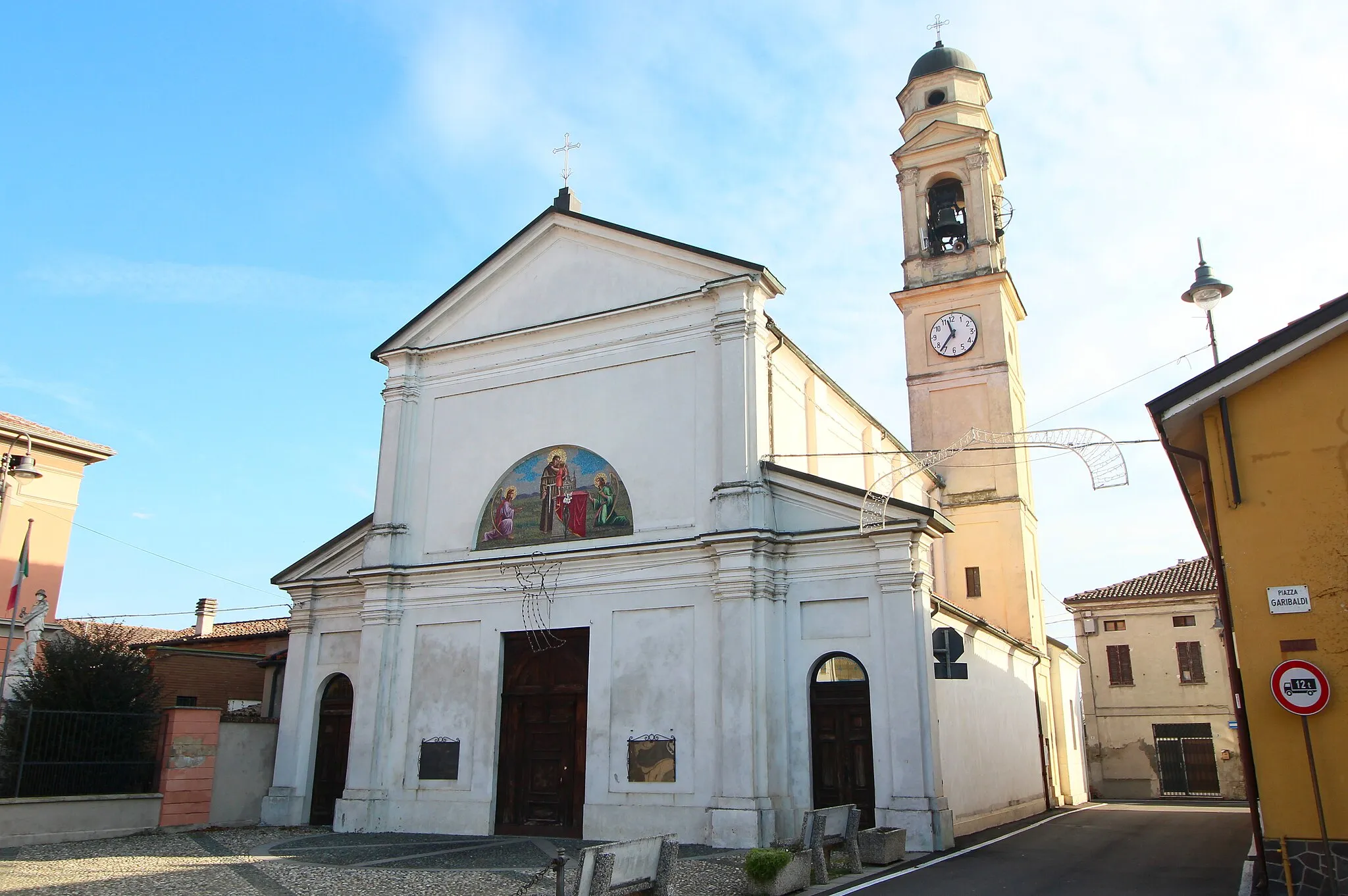 Photo showing: church Sant'Antonio da Padova, Isola Sant'Antonio, Province of Alessandria, Piedmont, Italy