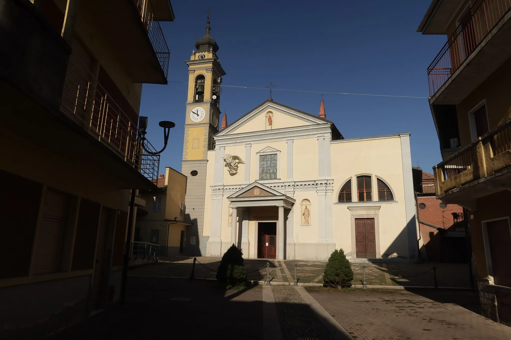 Photo showing: Romentino Chiesa di San Gaudenzio