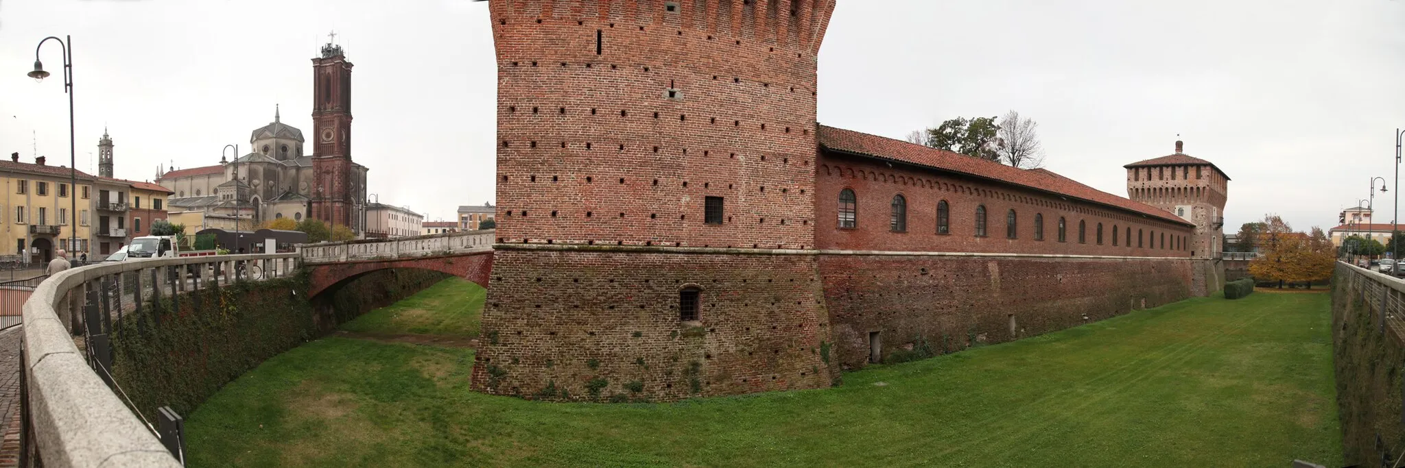 Photo showing: Castello Visconteo Sforzesco - Galliate 11/2010