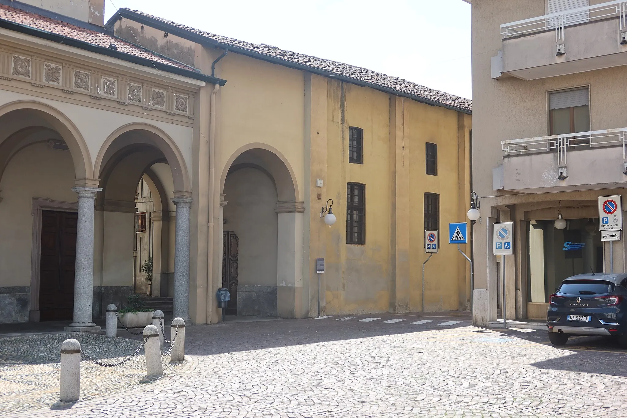 Photo showing: Trecate Oratorio di Santa Maria del Gonfalone