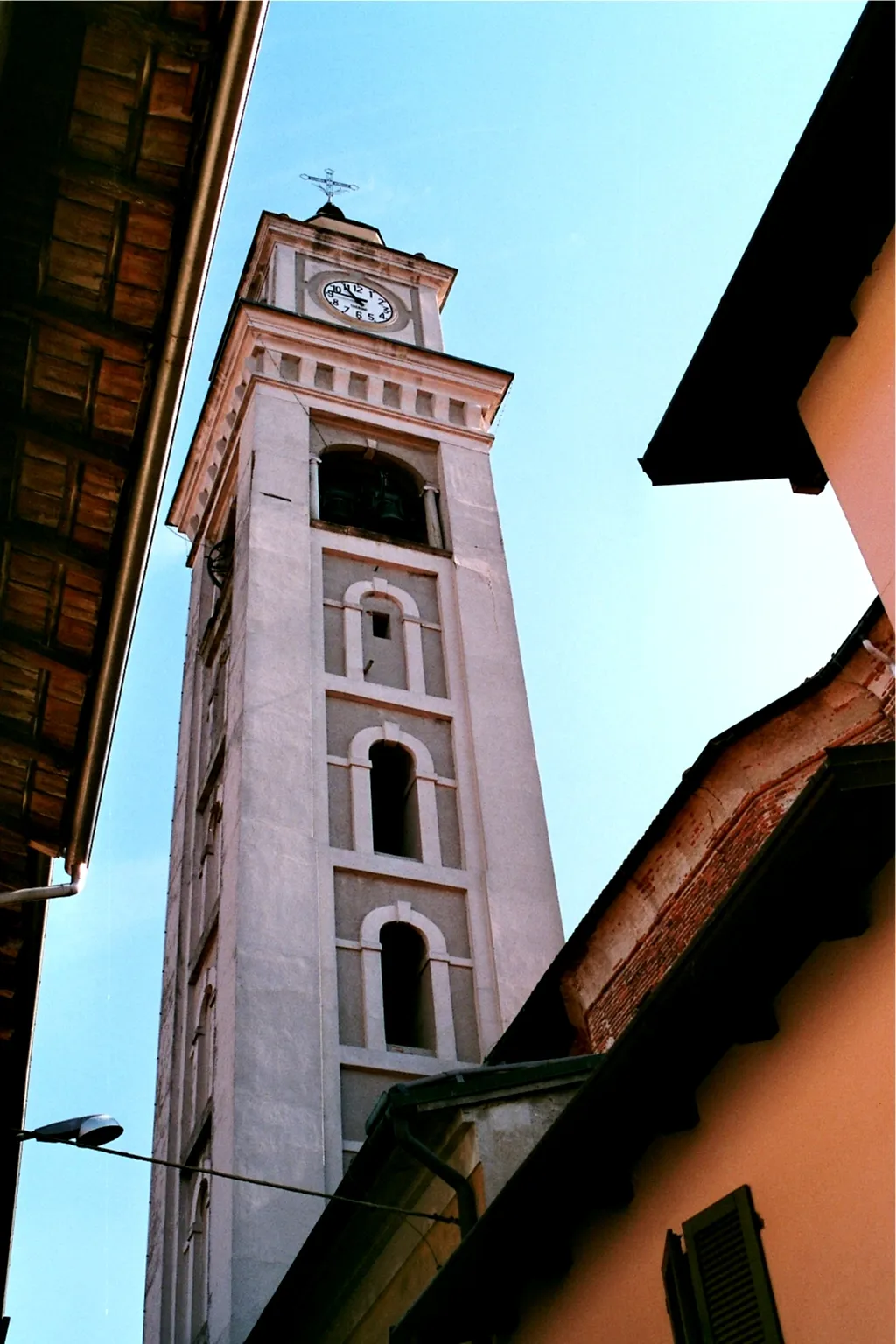 Photo showing: Fara Novarese (NO), Parrocchiale dei Santi Fabiano e Sebastiano, campanile