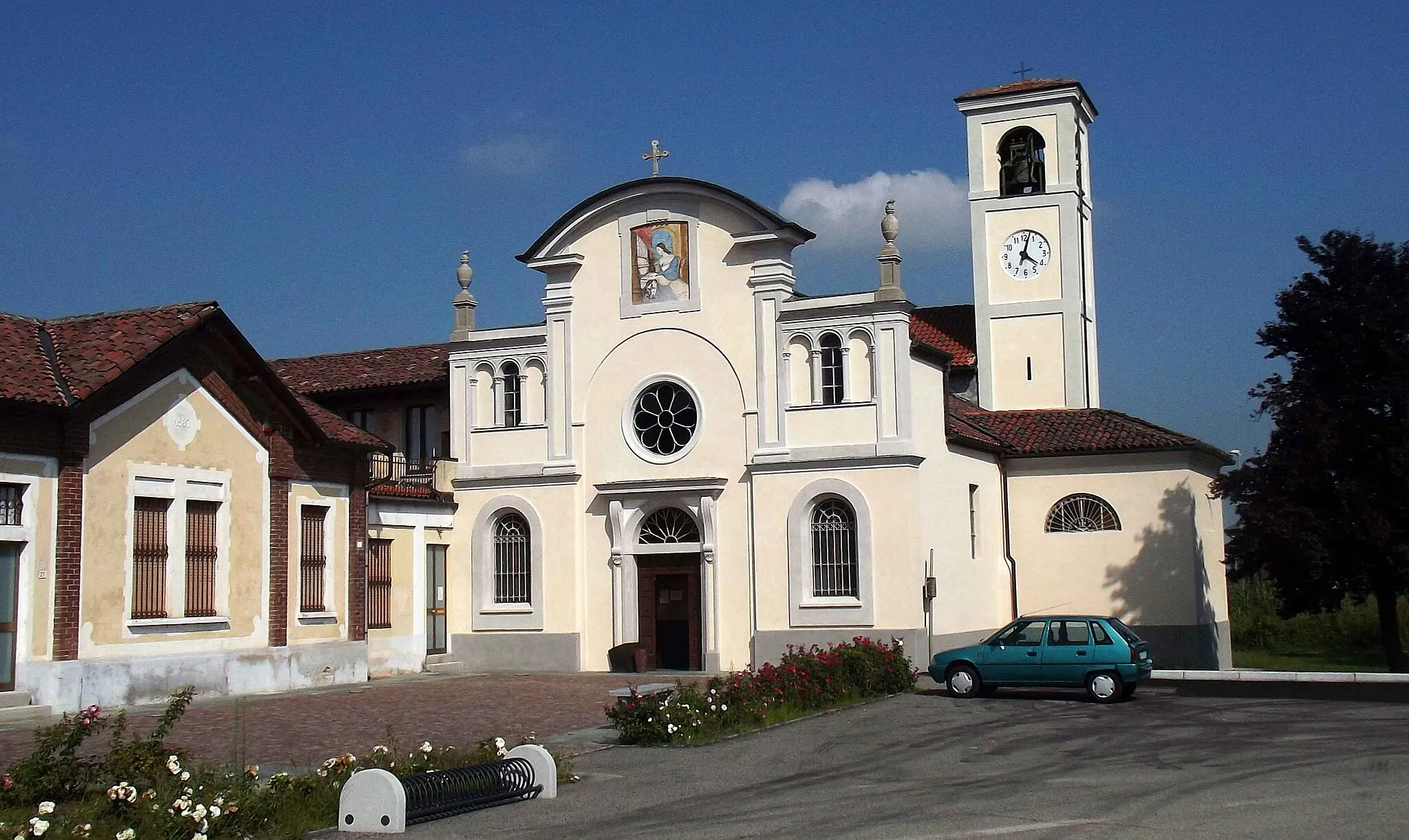 Photo showing: Caresanablot (VC, Italy): parish church