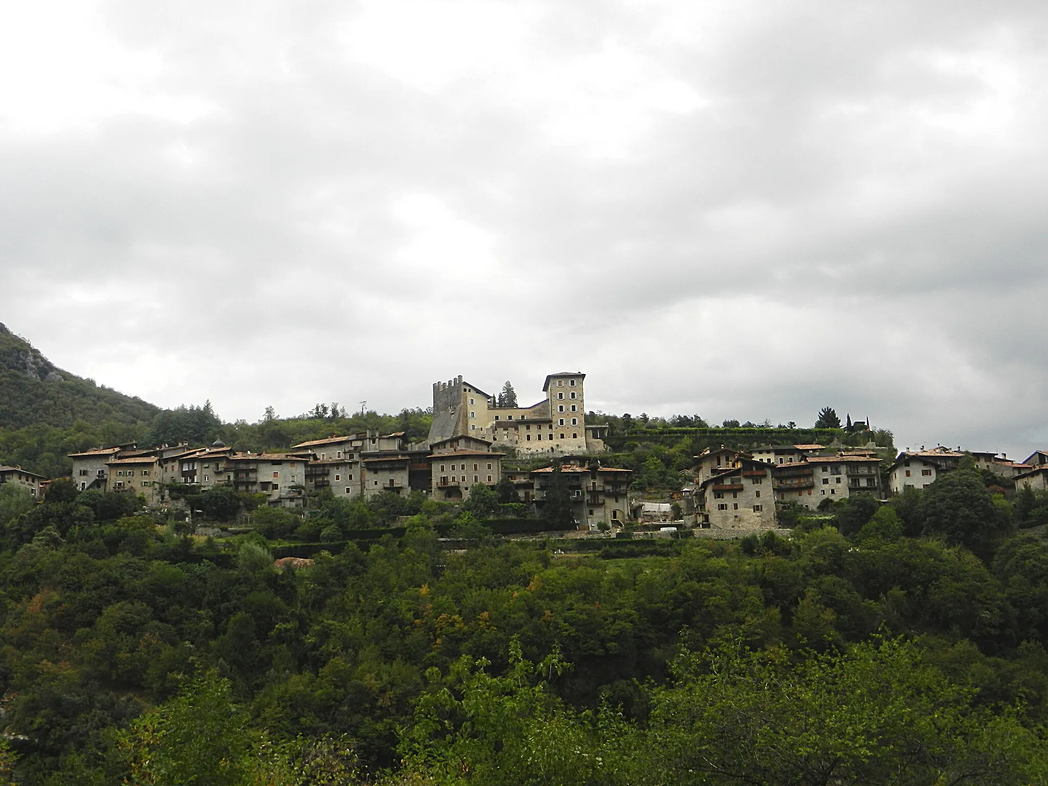 Photo showing: Panorama di Tenno.