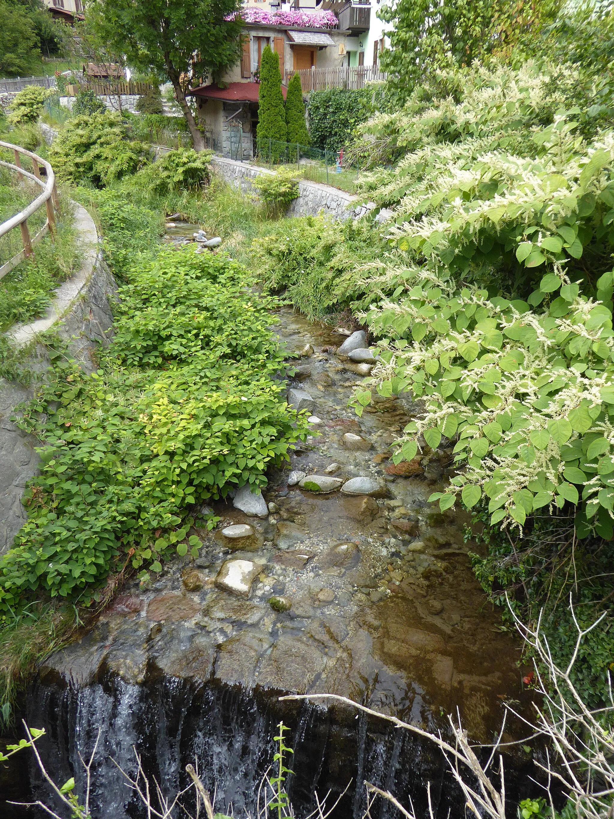 Photo showing: Roncone (Sella Giudicarie, Trentino, Italy) - Stream