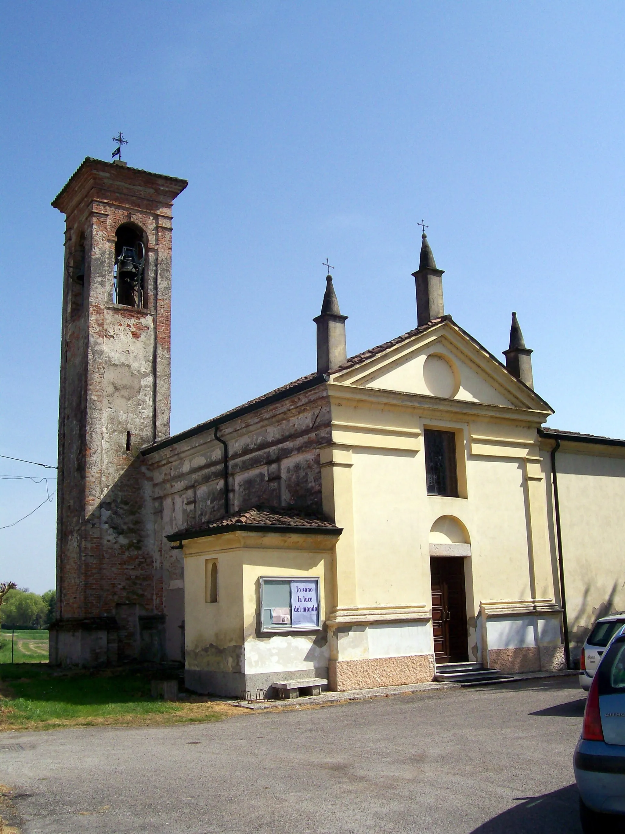 Photo showing: Chiesa parrocchiale di Pradelle (VR)