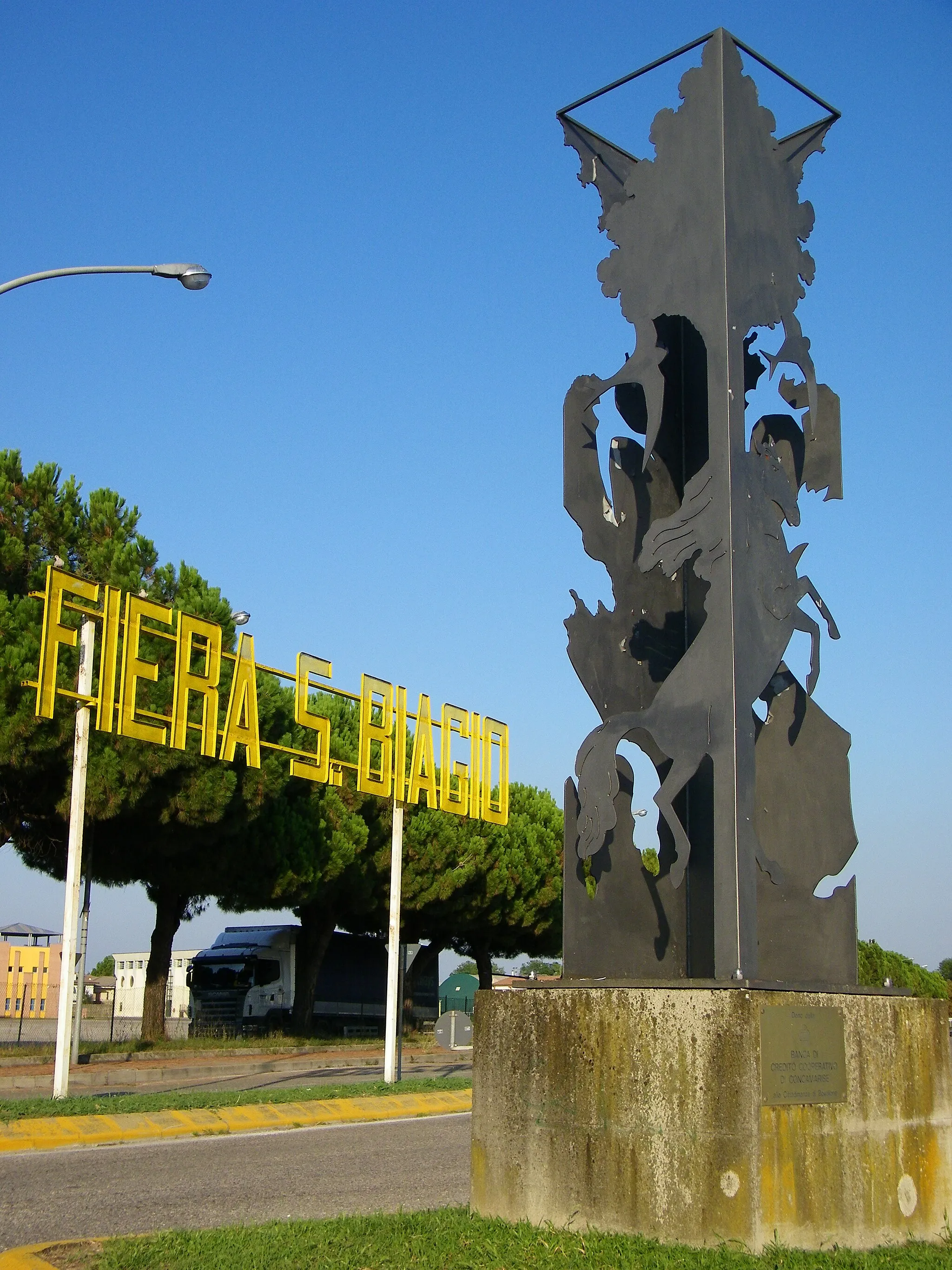 Photo showing: Entrata della fiera di San Biagio a Bovolone