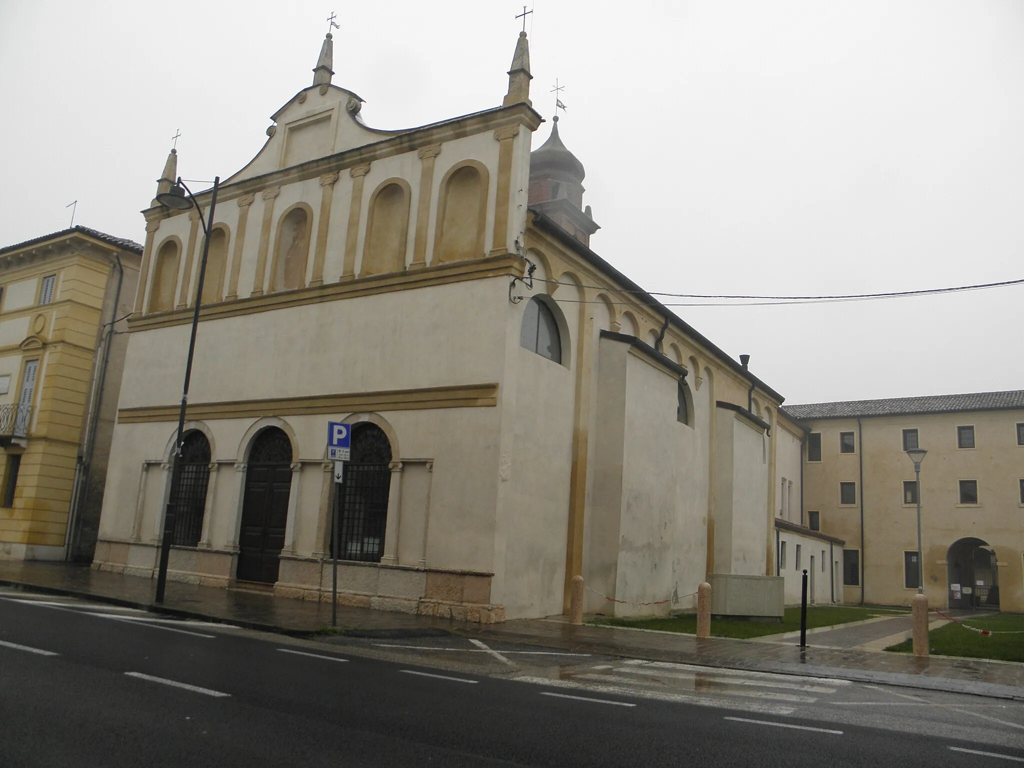 Photo showing: Sanguinetto, la ex chiesa di Santa Maria delle Grazie.