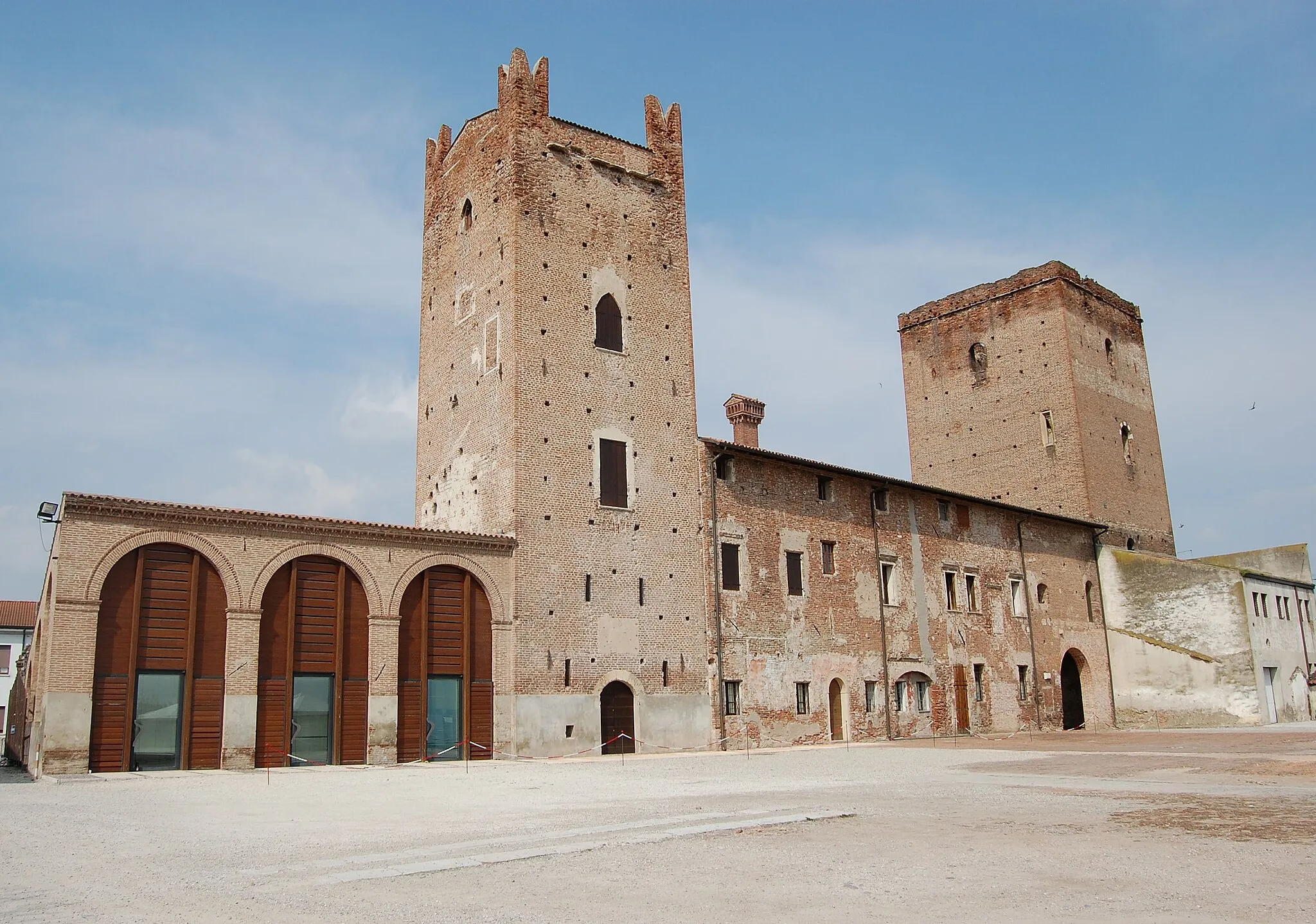 Photo showing: Castello Scaligero di Salizzole.