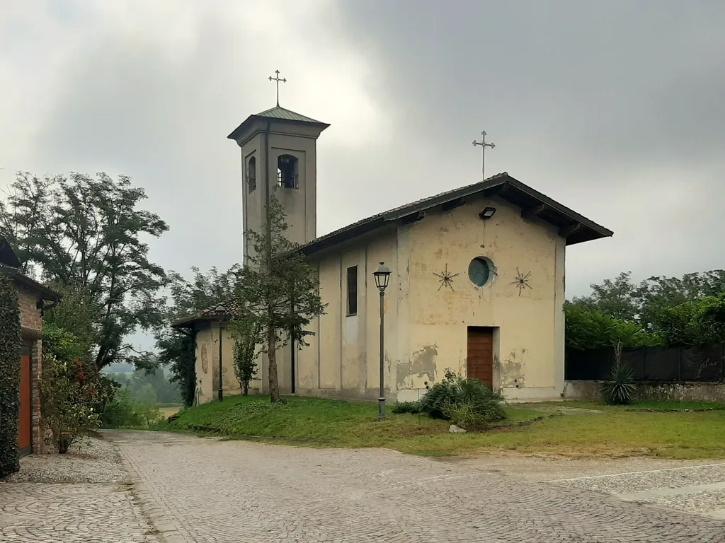 Photo showing: Castiraga Vidardo, l'oratorio di Santa Croce in località Castiraga.