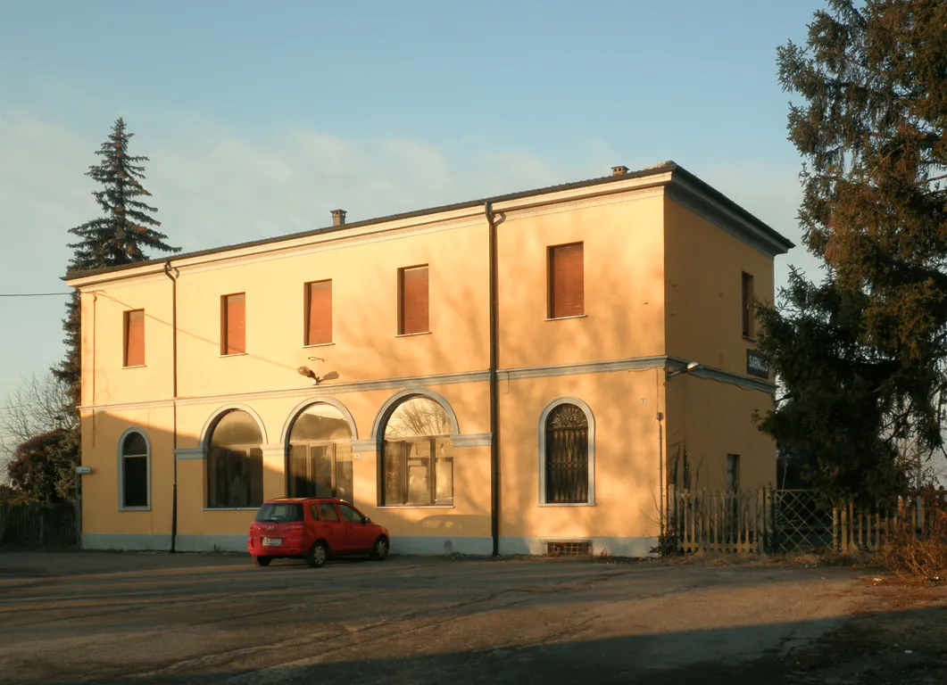 Photo showing: Stazione ferroviaria di Sarmato