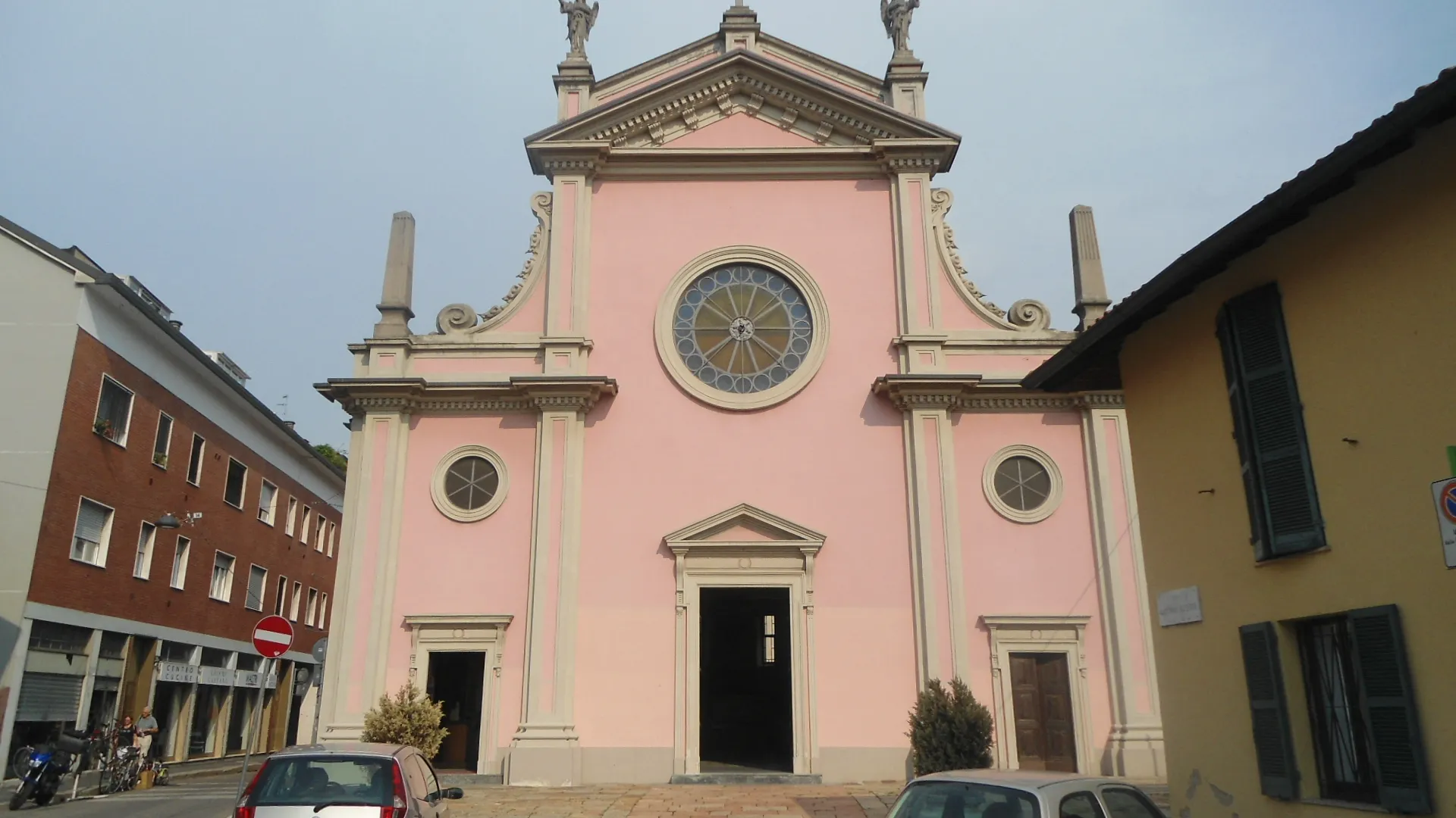 Photo showing: Front of the Santi Nazaro and Celso Church in Via Aldini