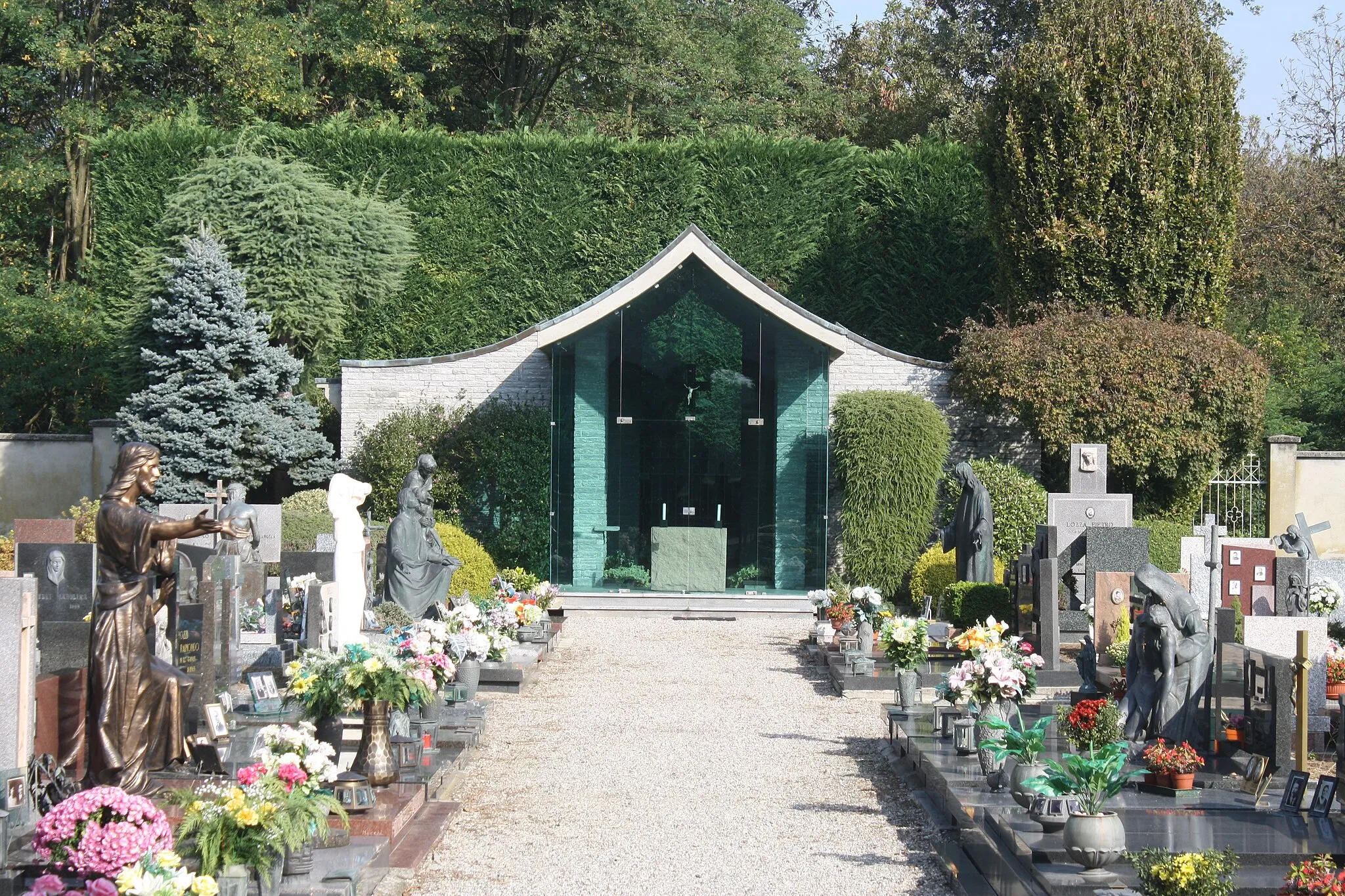 Photo showing: Il cimitero di Quinzano San Pietro, frazione di Sumirago.