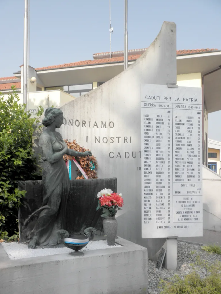 Photo showing: Il monumento ai caduti di San Zenone al Lambro.