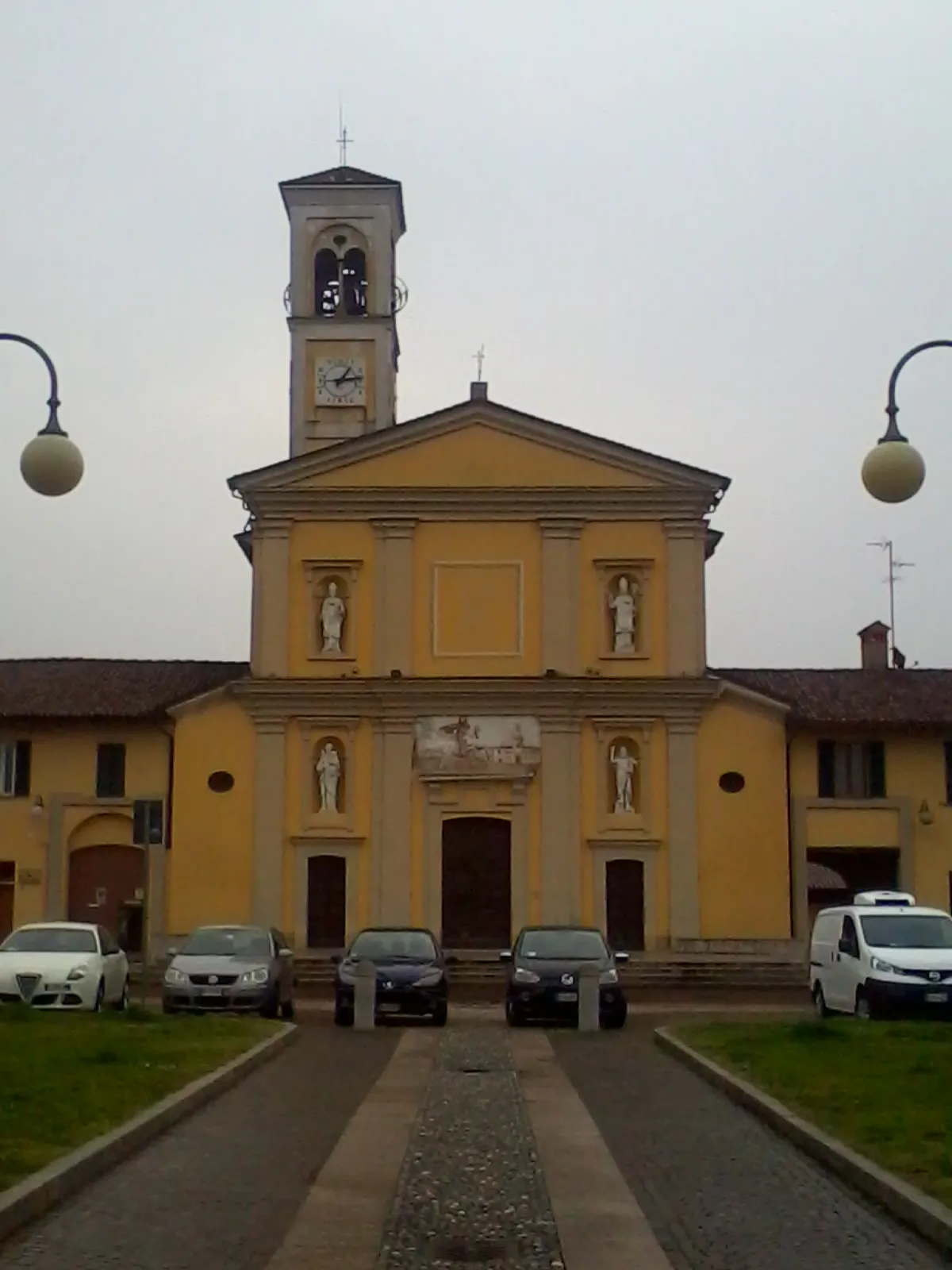 Photo showing: Chiesa parrocchiale di Cusago (MI) - Italy